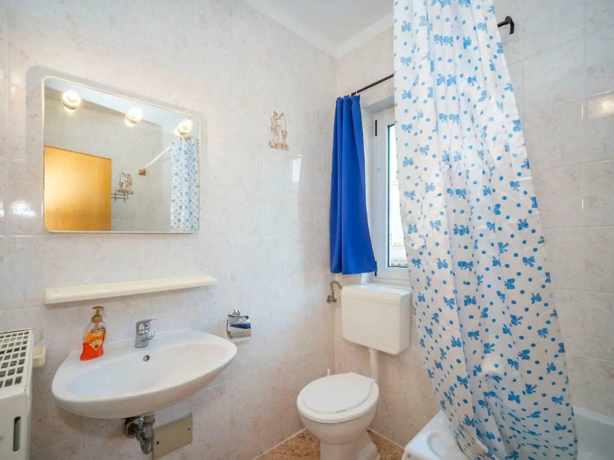 Apartment Hilde Blue-7 By Interhome Medulin